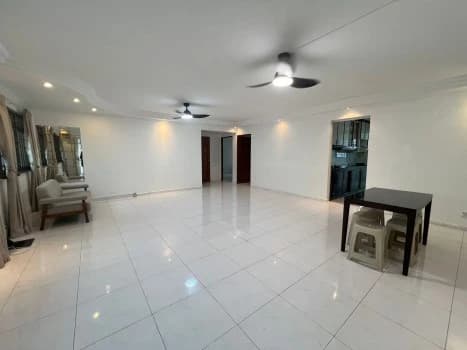 Hougang Avenue 1 photo 1