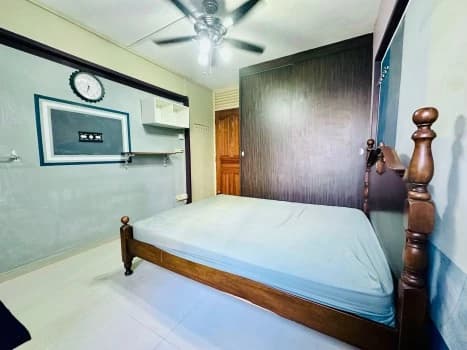 Master Bedroom photo 1