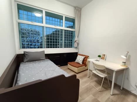 Lakepoint Condominium photo 4