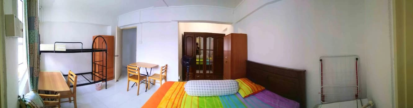 Woodlands Street 13 photo 2