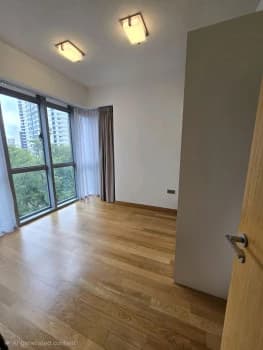 26 Newton photo 1