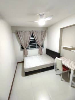 Woodlands Crescent photo 1