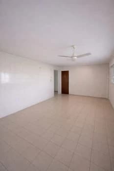 Woodlands Street 11 photo 3