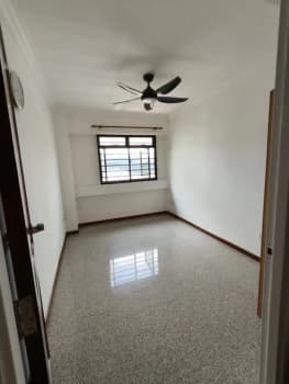 Jurong West Street 25 photo 1