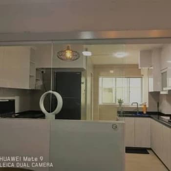 Woodlands Street 82 photo 5