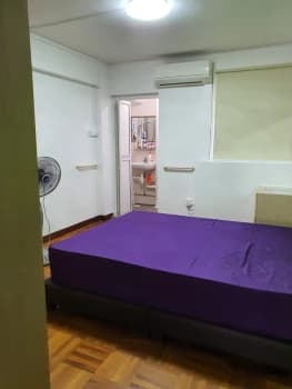 409 Pandan Gardens photo 1