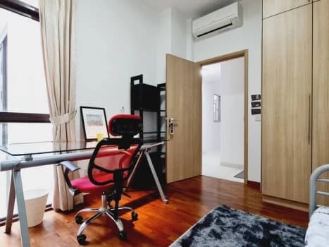 Varsity Park Condominium photo 3