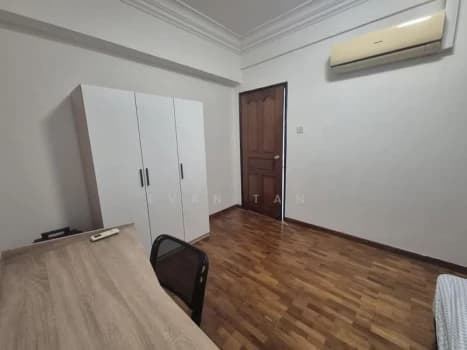 Ava Tower Room 4 photo 2
