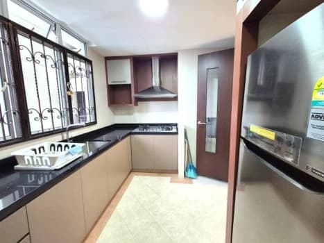 Alessandrea Room 2 photo 3