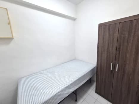 Emerald Park Room 6 photo 1