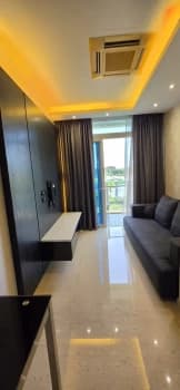Eastwood Regency photo 2