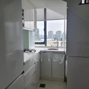 Airstream photo 4