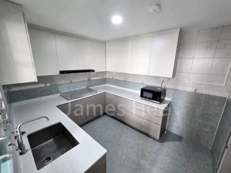 Common Room Condo For Rent In Estella Gardens photo 3