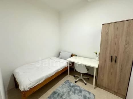 Common Room Condo For Rent In Ris Grandeur photo 3