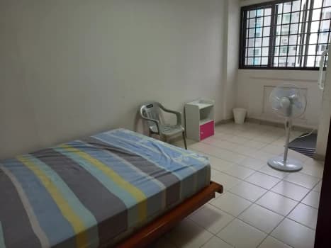 Hougang Avenue 6 photo 1