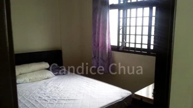 17 Cantonment Close photo 1