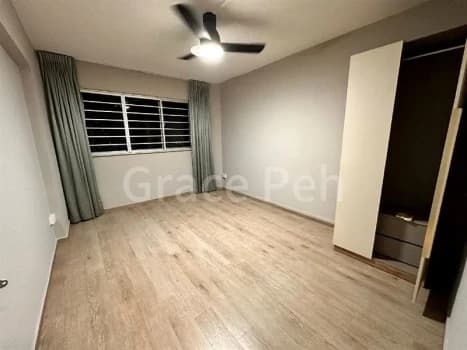 Common Room Hdb For Rent In 230 Jurong East Street 21 photo 4