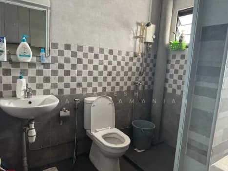 382c Yishun Street 31 photo 3