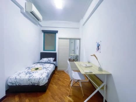Common Room  Stratford Court  1300month photo 1
