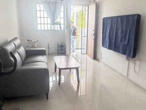 Bukit Batok Street 31 photo 2
