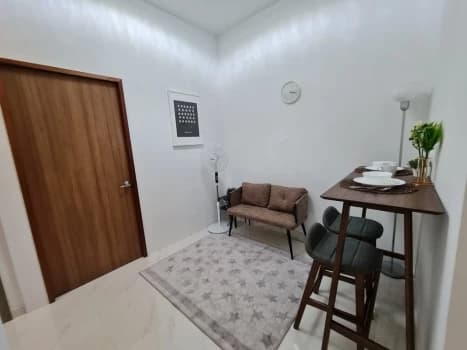 Master Room For Rent  Longhaus photo 4