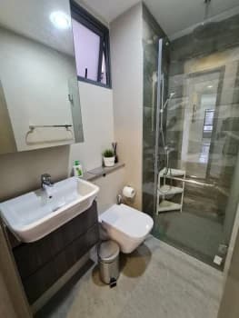 Master Room For Rent  Longhaus photo 5
