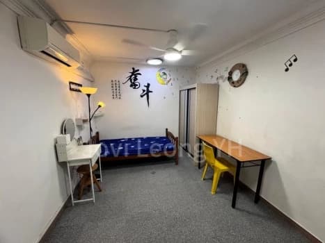 Common Room Hdb For Rent In 405 Woodlands Street 41 photo 2