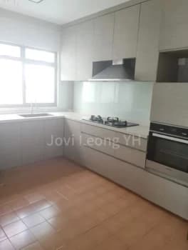 161b Punggol Central photo 2