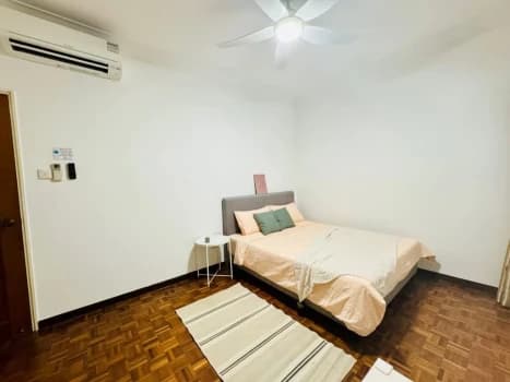 Rare Huge Common Bedroom  3 Ridgewood Close  Near Nus  Near Dover Mrt photo 1