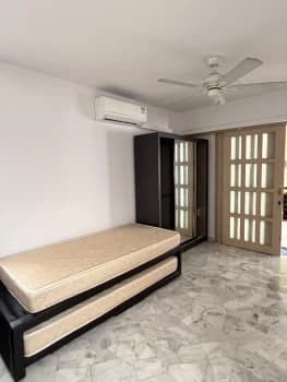 Pasir Ris Street 21 photo 2