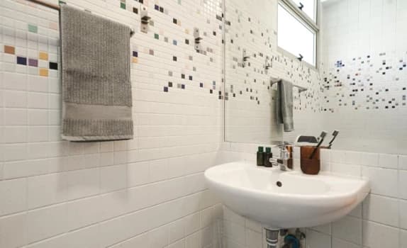 Master Ensuite Room For Rent  Trussville Paya Lebar Crescent photo 3