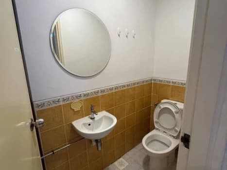 Springfield Condo photo 2