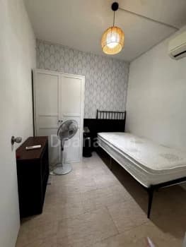 Common Room Condo For Rent In Central Grove photo 1