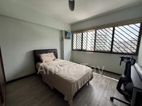 Common Room Hdb For Rent In 408 Choa Chu Kang Avenue 3 photo 1