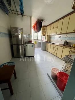 Common Room Hdb For Rent In 814 Jurong West Street 81 photo 2