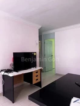 Common Room Hdb For Rent In 353 Yishun Ring Road photo 1