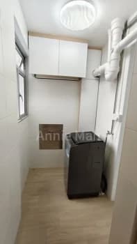 Common Room Condo For Rent In Ever Lodge photo 2