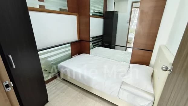 Common Room Condo For Rent In Sunglade photo 3