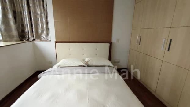 Master Room Condo For Rent In Sunglade photo 3