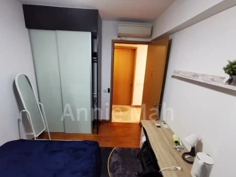 Common Room Condo For Rent In Waterfront Isle photo 3