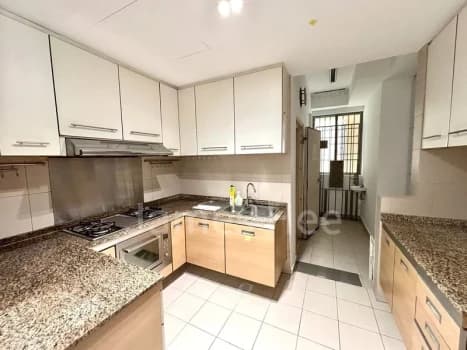 Common Room Condo For Rent In Ris Grandeur photo 3
